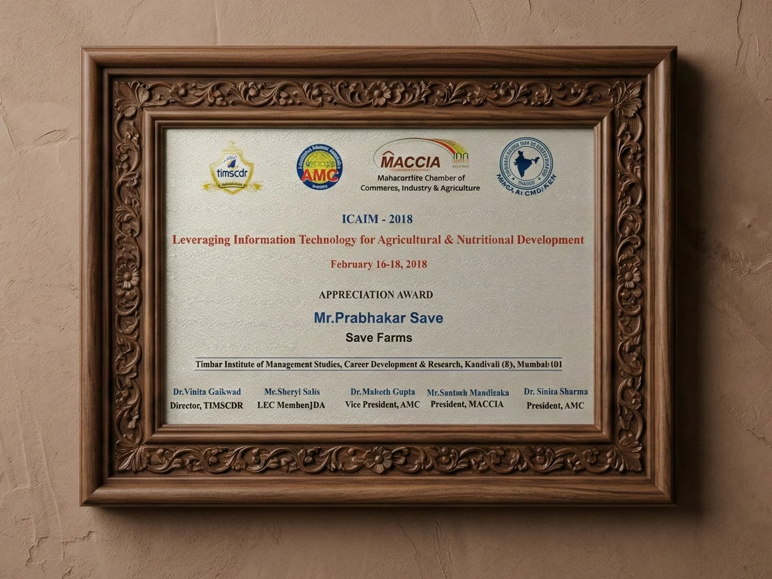 ICAIM 2018 Appreciation Award plaque presented to Mr. Prabhakar Save of Save Farms